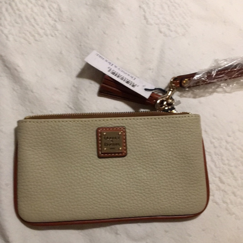 Dooney and Bourke wristlet